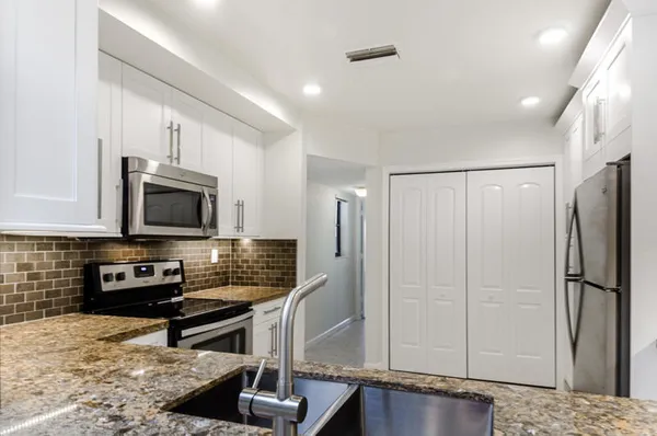 $3,775 | 363 West Camino Real, Unit 4, Boca Raton, FL 33432