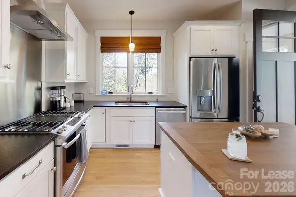 $2,800 | 91 Belleair Road, Asheville, NC 28806