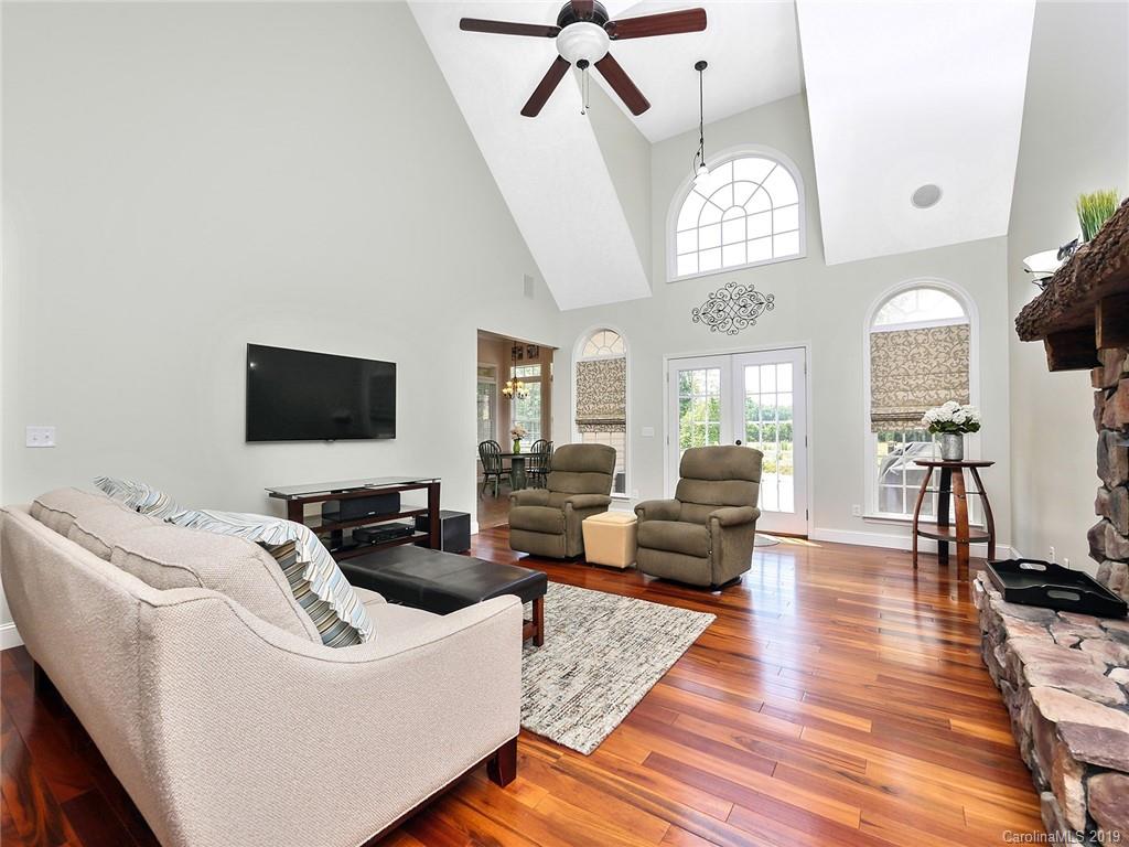 4657 Hickory Grove Road Sharon, SC 29742 - Photo 8 of 32 a living room with furniture and a flat screen tv