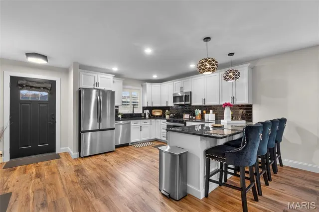 $399,900 | 5411 Flatrock Trace, Jackson, MO 63755