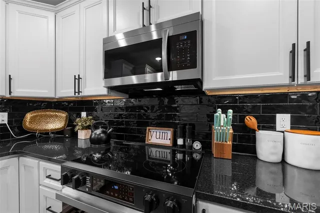 $399,900 | 5411 Flatrock Trace, Jackson, MO 63755