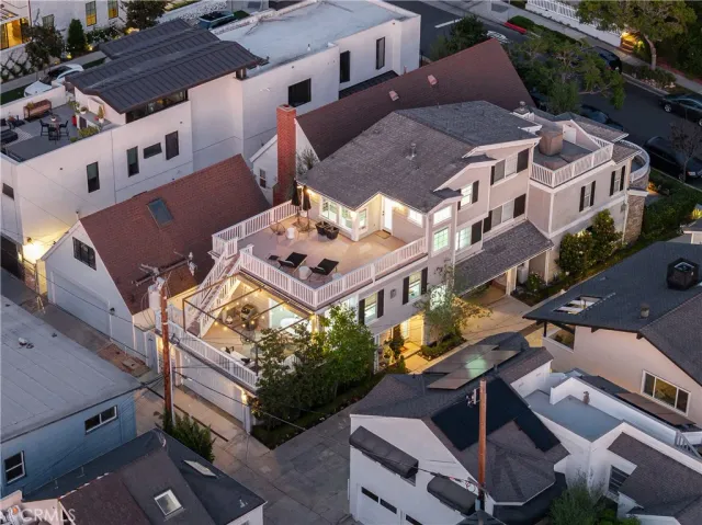 $2,695,000 | 433 Acacia Avenue, Corona del Mar, CA 92625