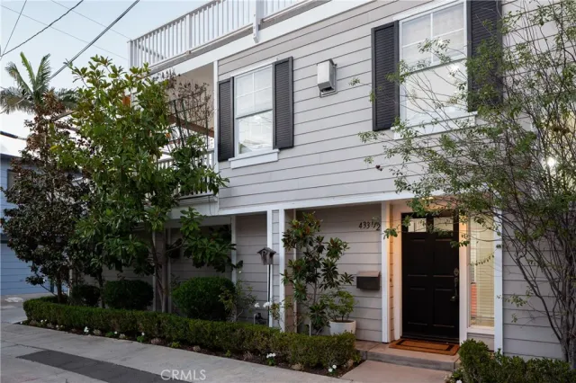 $2,695,000 | 433 Acacia Avenue, Corona del Mar, CA 92625