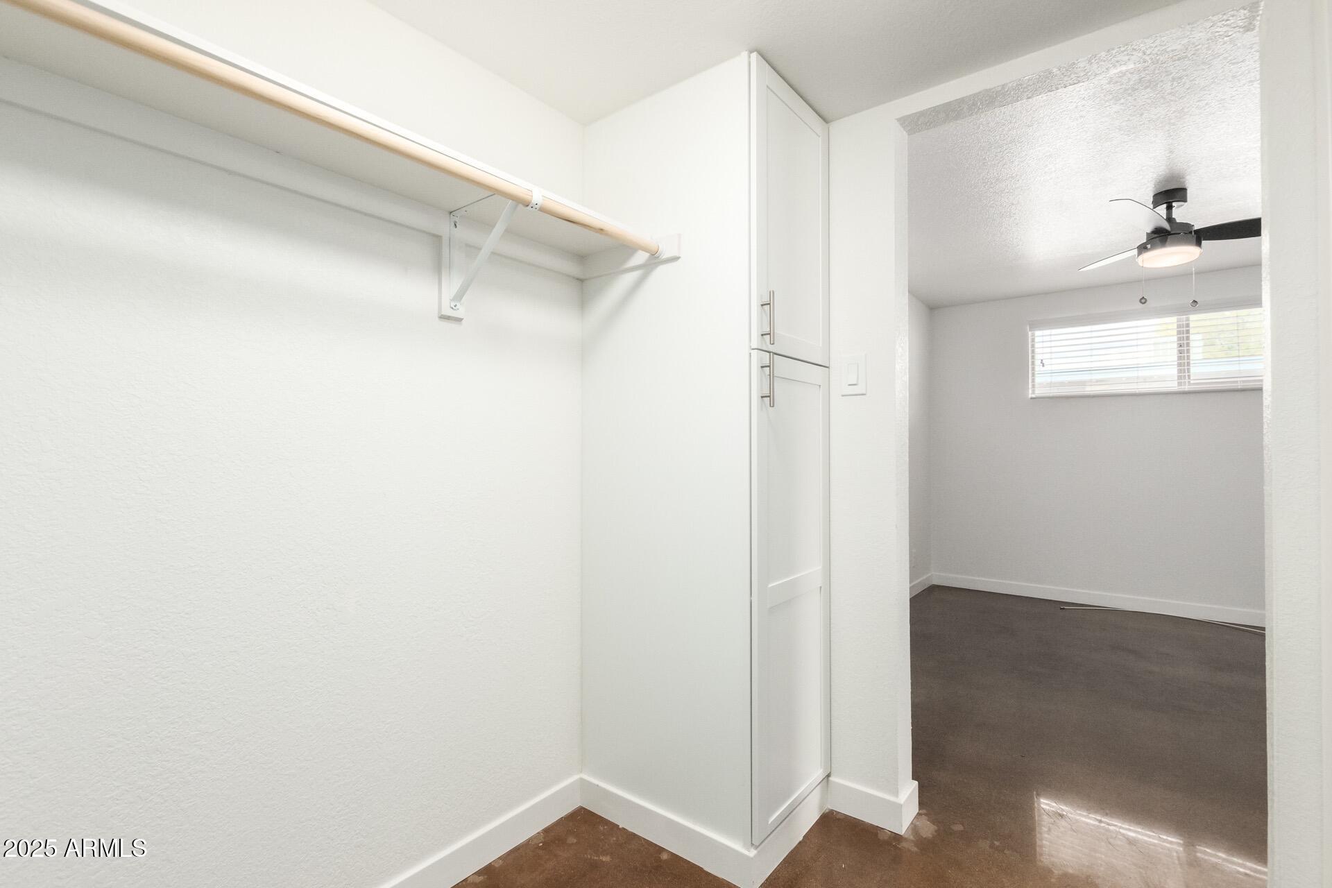 616 South Bellview, Unit C Mesa, AZ 85204 - Photo 18 of 19 a bathroom with a shower