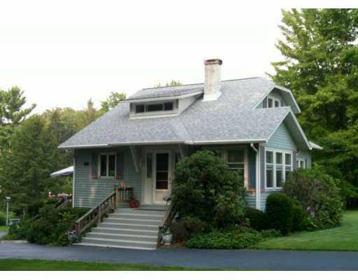 218 Oakville Road Beaver Falls, PA 15010 - Photo 1 of 3 Gallery Image 1