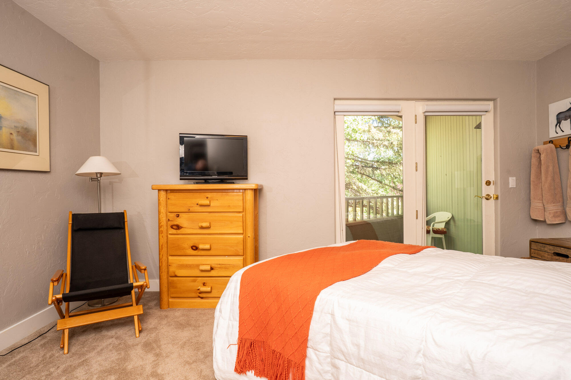 208 Georginia Drive, Unit B Ketchum, ID 83340 - Photo 28 of 41 Upstairs Bedroom 2a