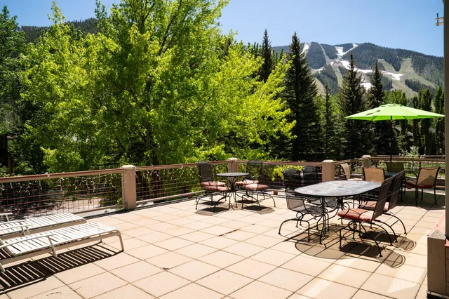 $2,275,000 | 208 Georginia Drive, Unit B, Ketchum, ID 83340