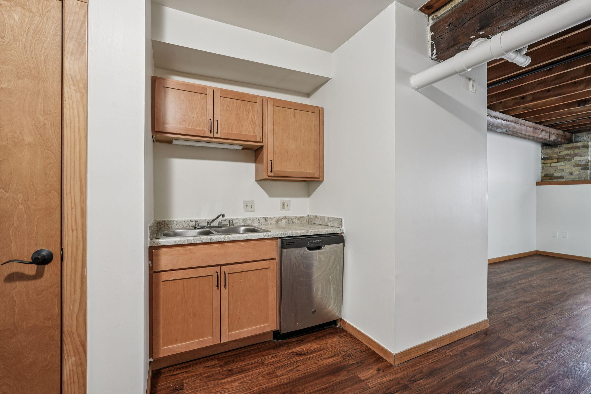 134 Main Street Racine, WI 53403 - Photo 19 of 69 99-web-or-mls-G17-011