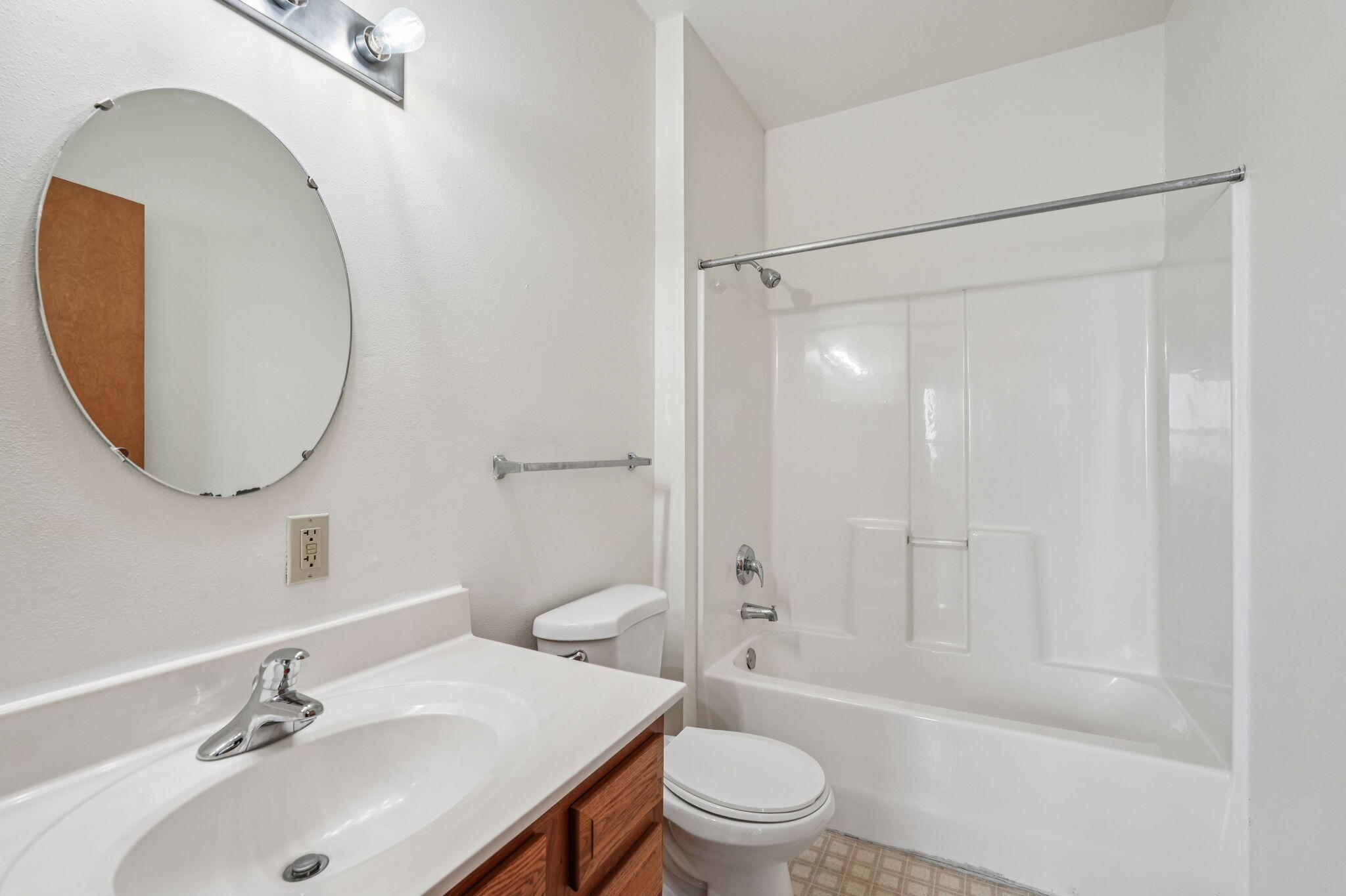134 Main Street Racine, WI 53403 - Photo 36 of 69 122-web-or-mls-413-015