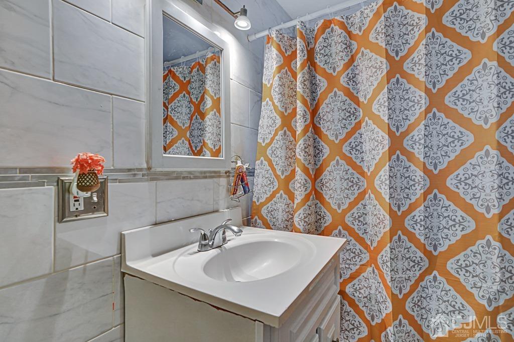 708 Front Street Dunellen, NJ 08812 - Photo 14 of 19 one of 2 full baths