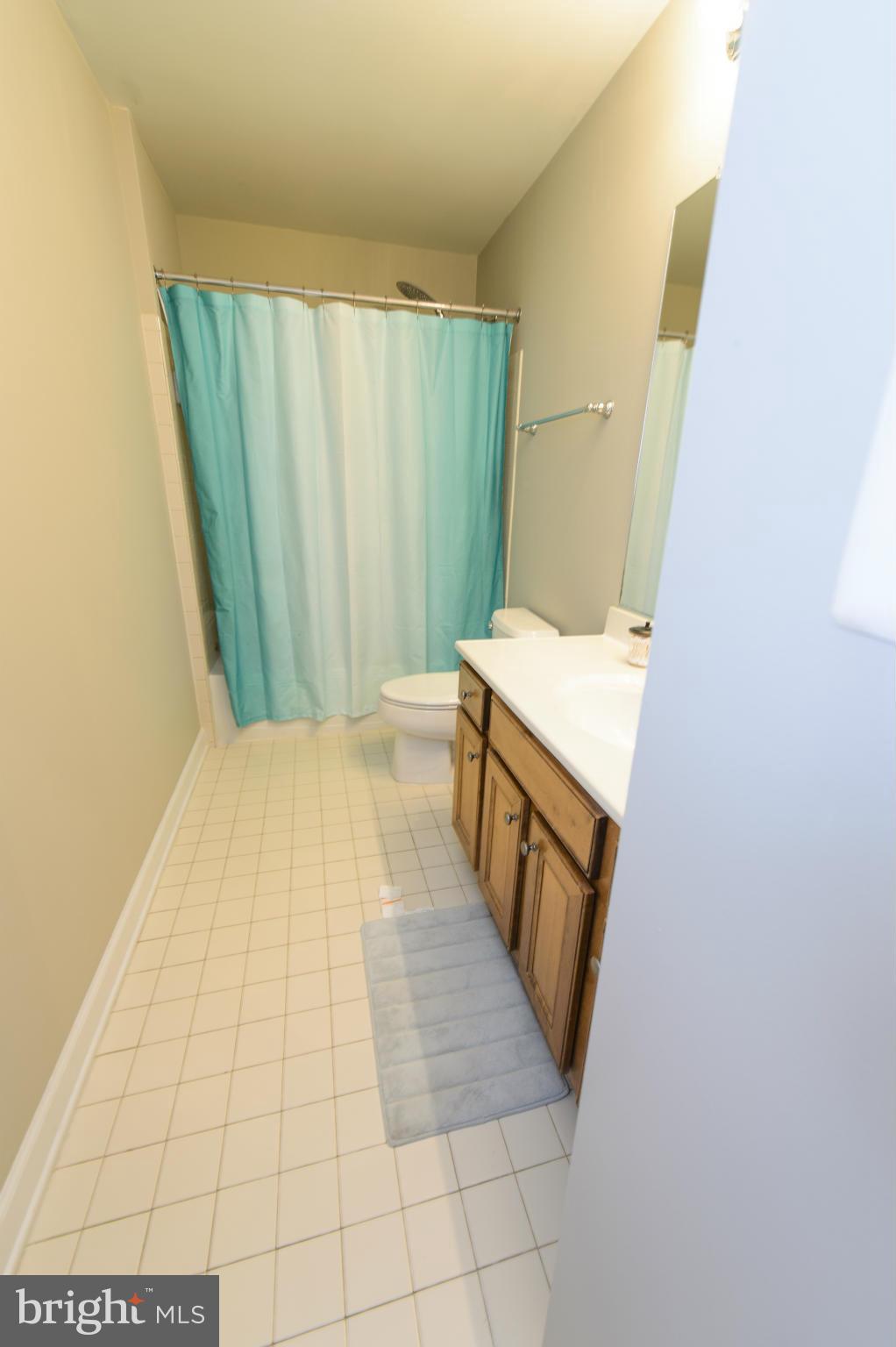 4148 Agency Loop Triangle, VA 22172 - Photo 14 of 30 Bath
