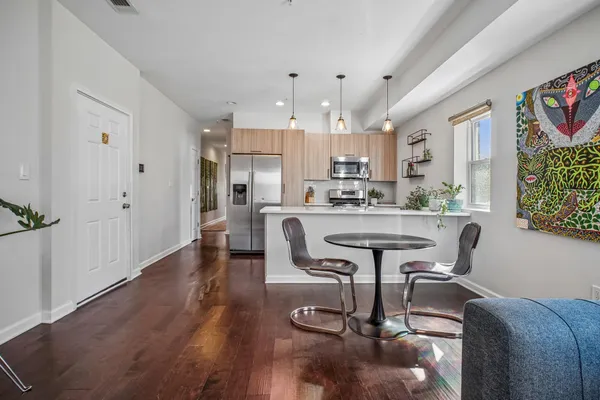 $2,650 | 1346 Nicholson Street Northwest, Unit 202, Washington, DC 20011