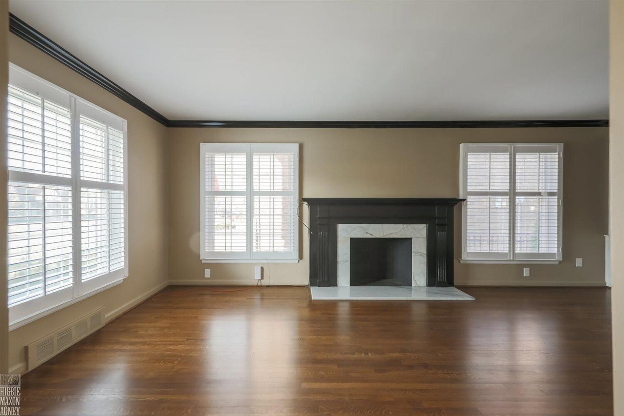 162 Fisher Road Grosse Pointe Farms, MI 48230 - Photo 8 of 39