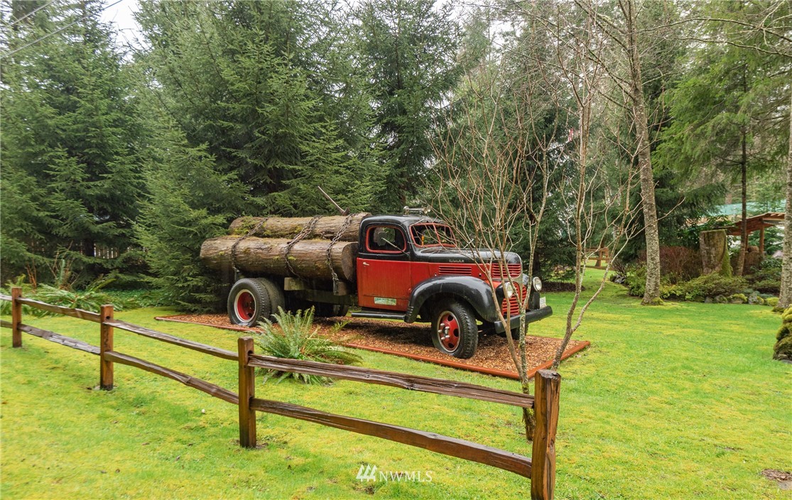 7635 Casey Road Maple Falls, WA 98266 - Photo 35 of 35 Gallery Image 35