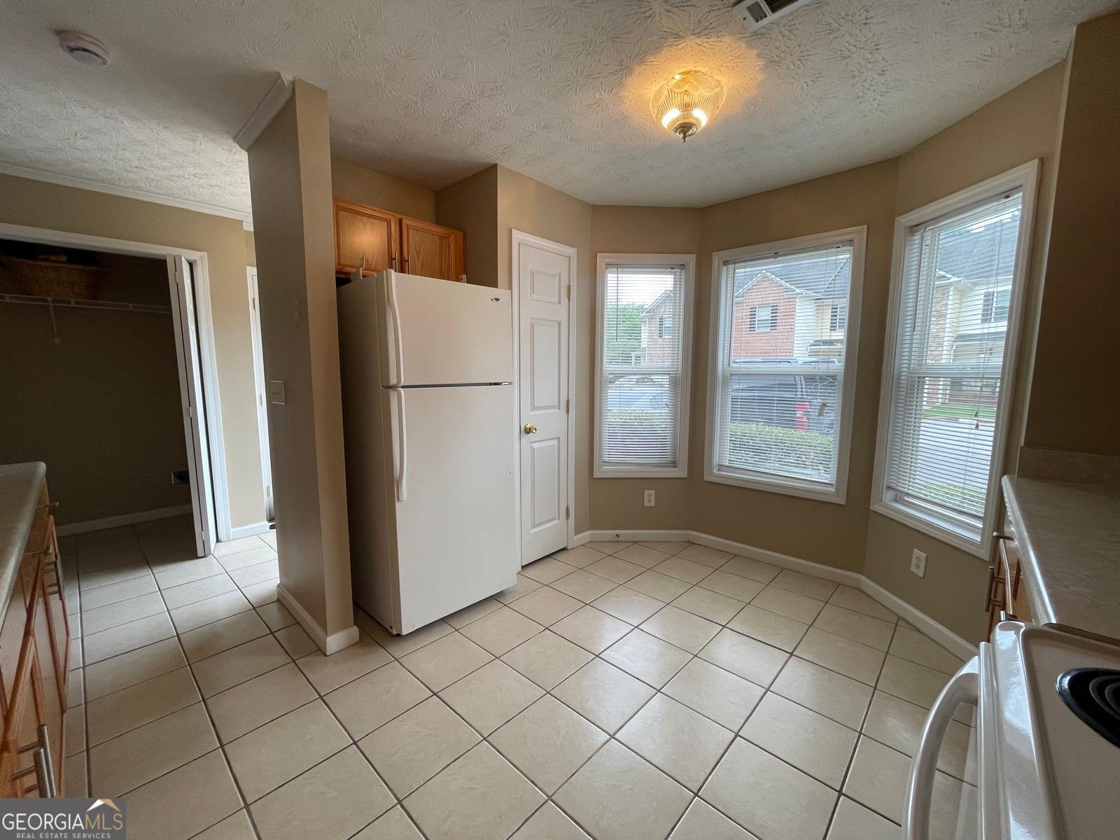 2962 Stonecrest Lane Lithonia, GA 30038 - Photo 3 of 27