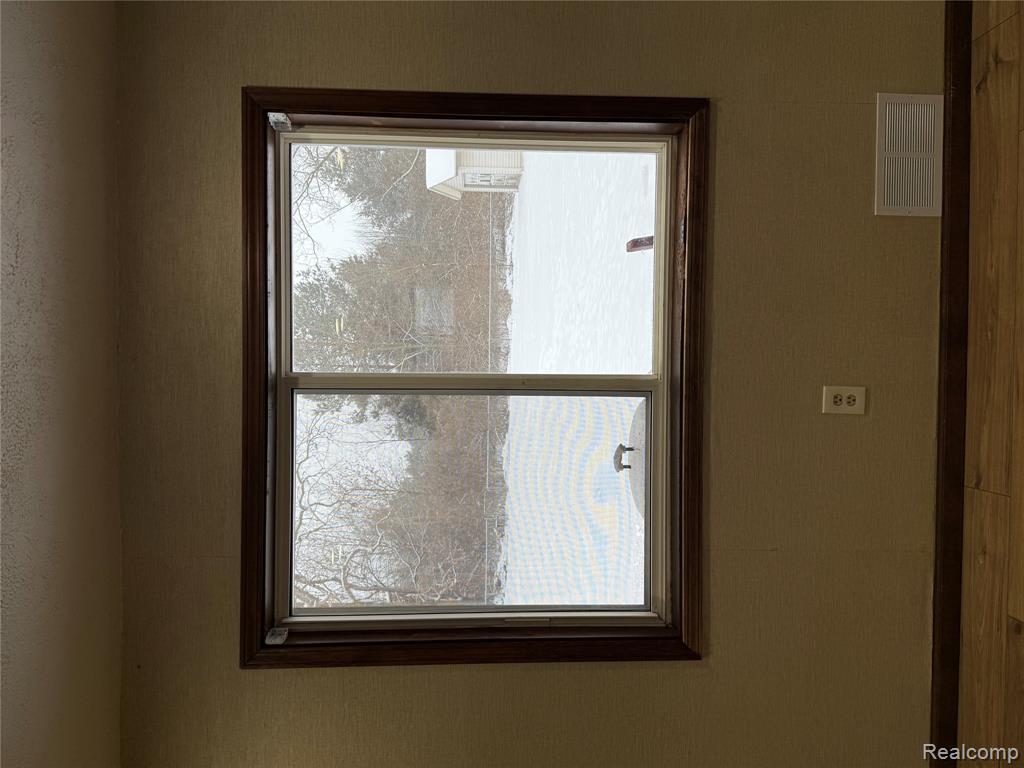 5465 Johnson Road Flushing, MI 48433 - Photo 25 of 52 Gallery Image 25