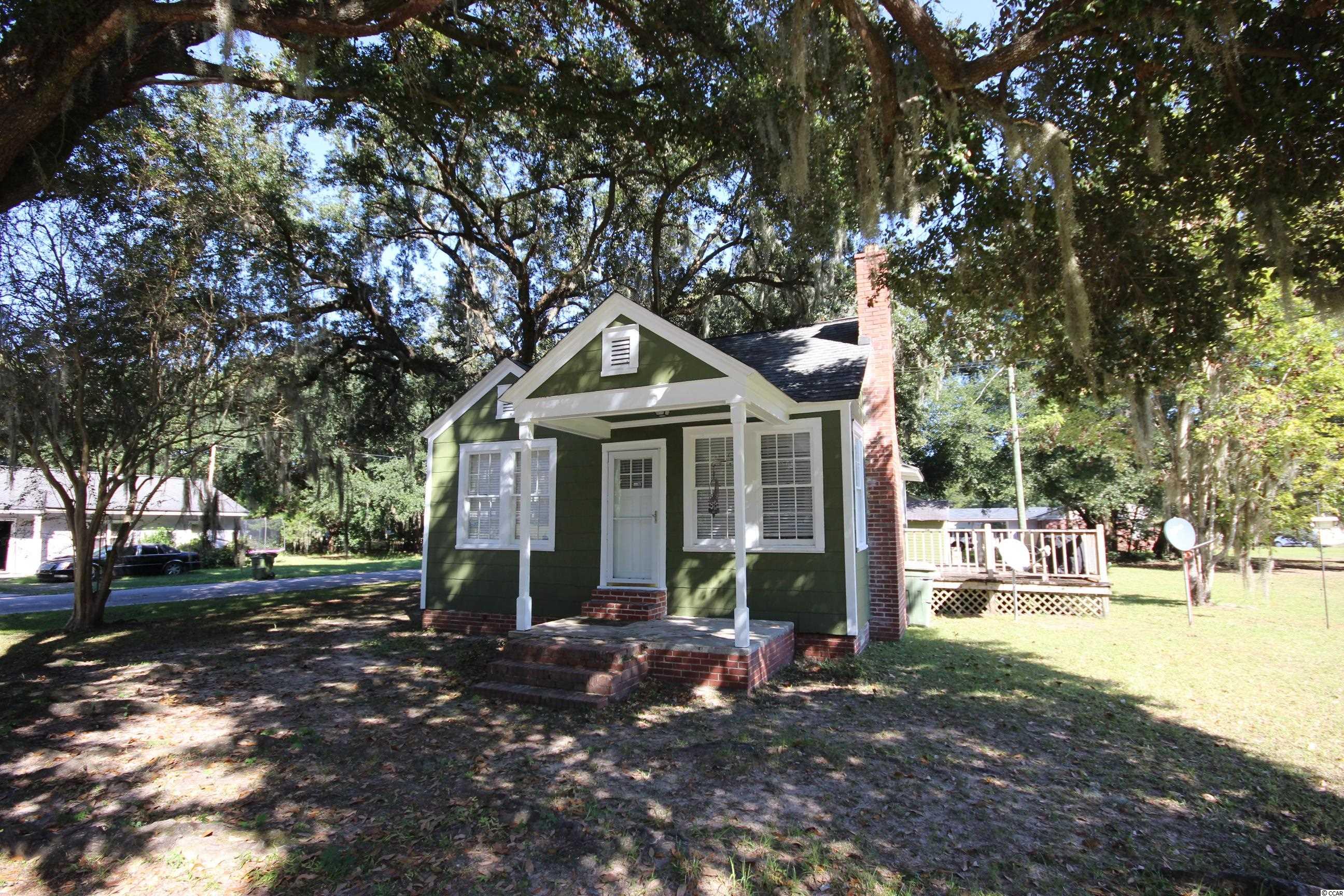 1363 Moss Street Georgetown, SC 29440 - Photo 2 of 27