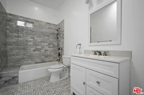 $10,995 | 232 South Crescent Drive, Beverly Hills, CA 90212
