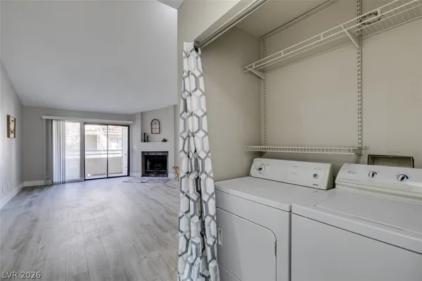 $1,350 | 930 North Sloan Lane, Unit 202, Las Vegas, NV 89110