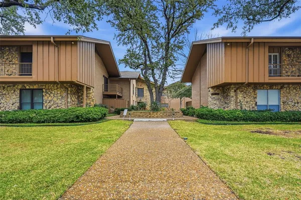 $2,200 | 11410 Park Central Place, Unit C, Dallas, TX 75230