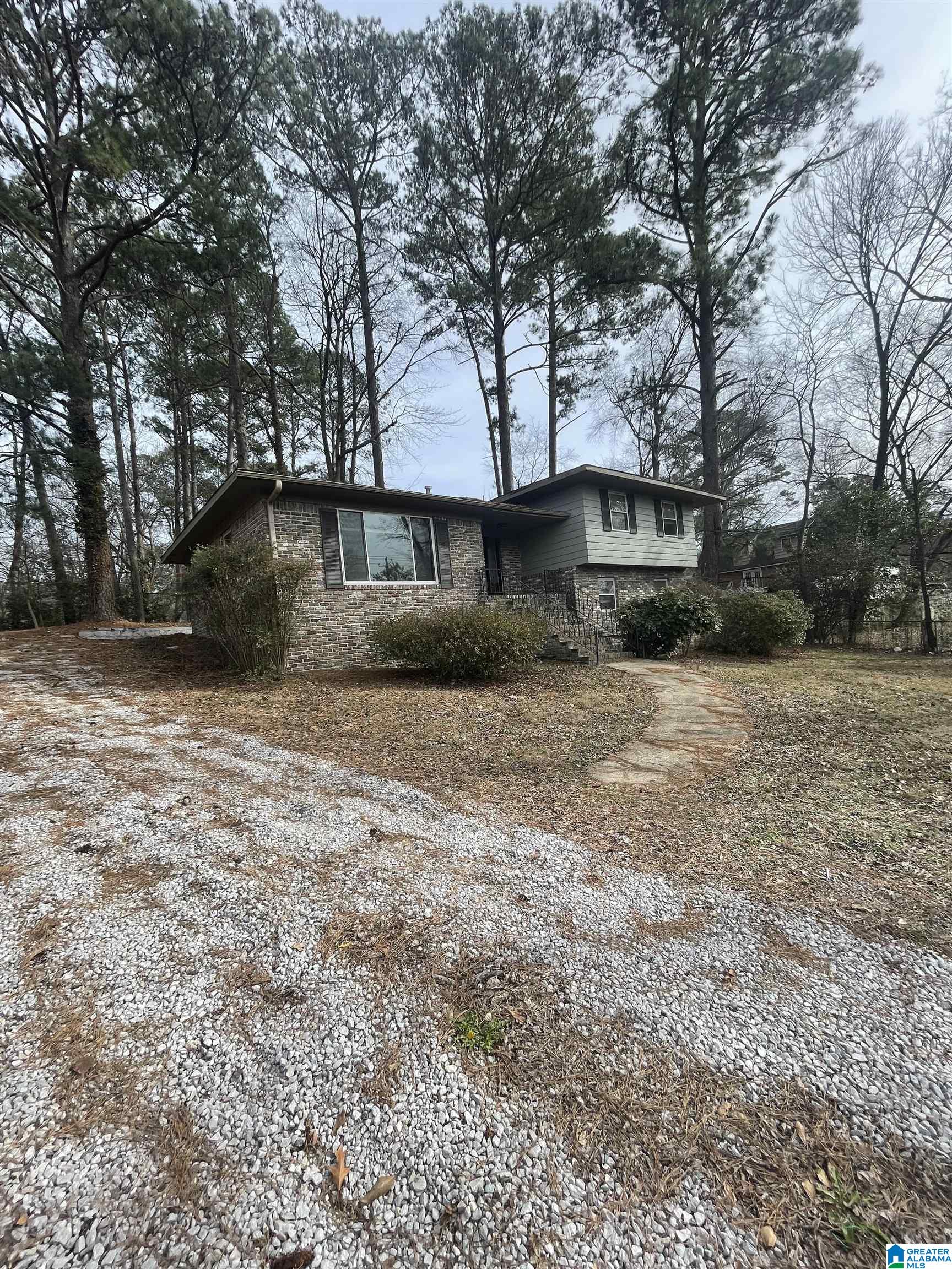 2461 Rocky Ridge Road Birmingham, AL 35243 - Photo 2 of 24