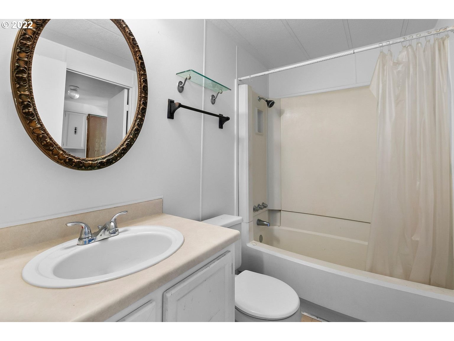 61677 Cedarwood Road Bend, OR 97702 - Photo 10 of 26 Gallery Image 10