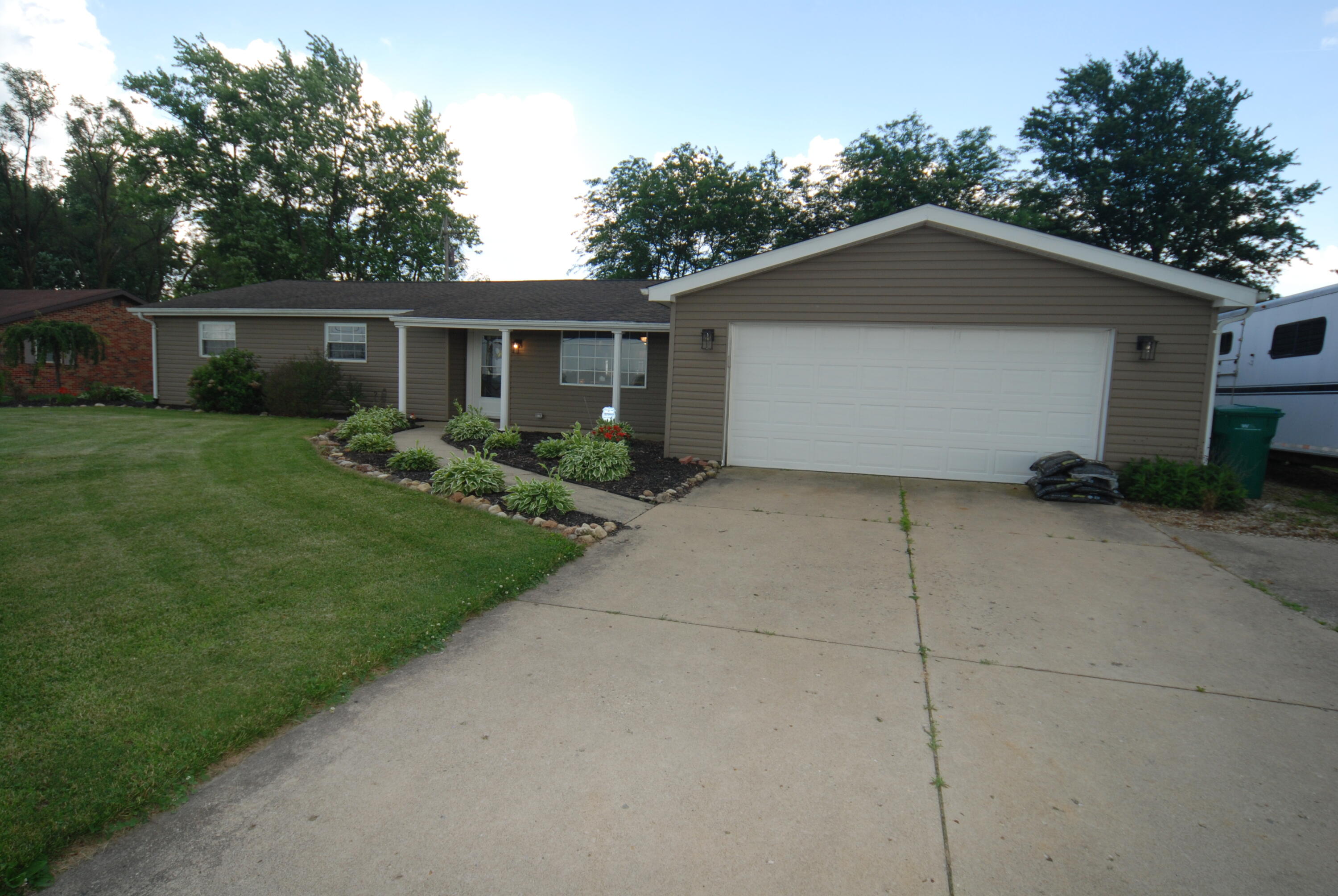 3741 Mumper Road Springfield, OH 45502 - Photo 6 of 32
