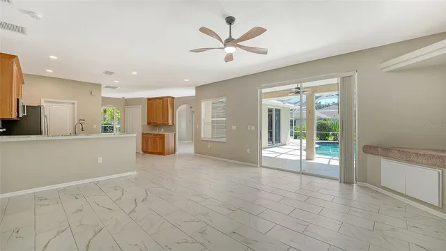 $3,400 | 4010 Green Tree Avenue, Sarasota, FL 34233