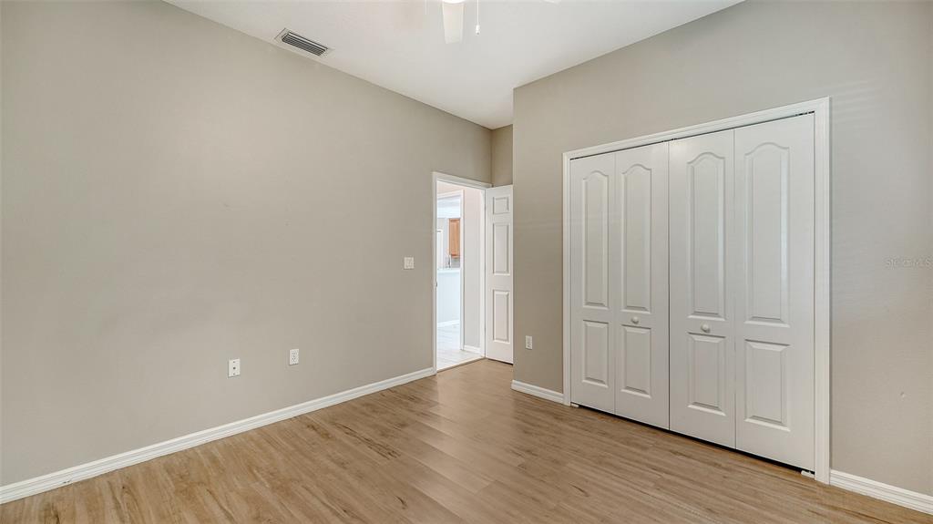 4010 Green Tree Avenue Sarasota, FL 34233 - Photo 27 of 36