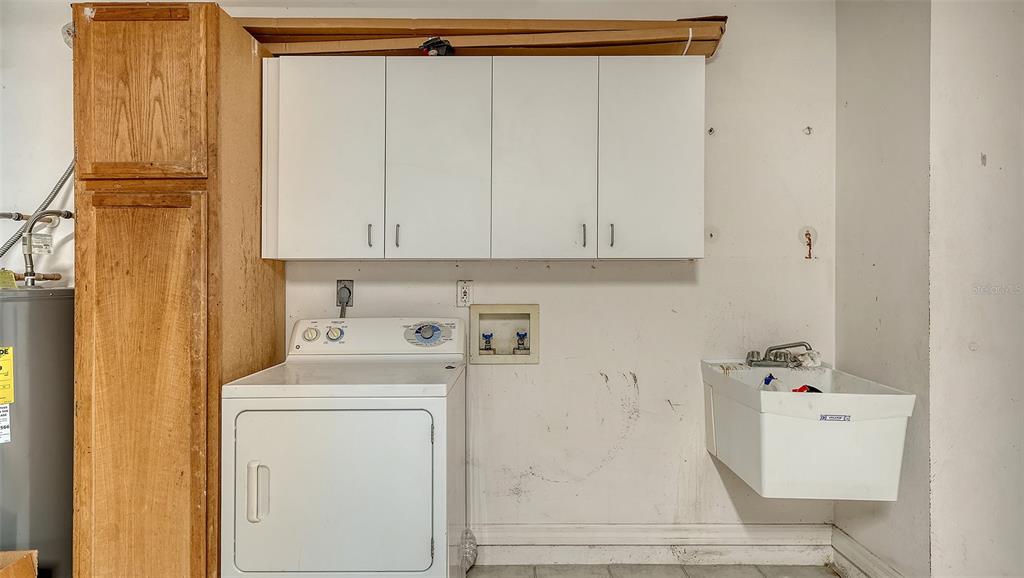 4010 Green Tree Avenue Sarasota, FL 34233 - Photo 31 of 36