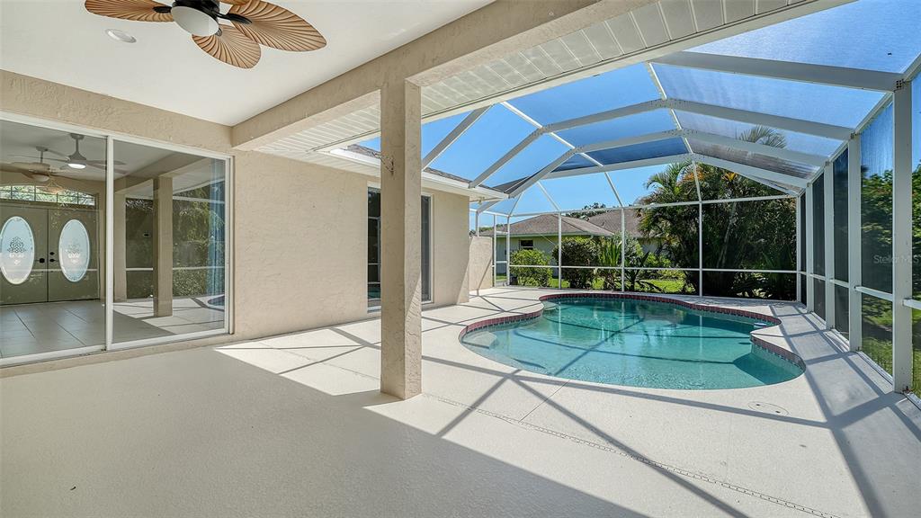 4010 Green Tree Avenue Sarasota, FL 34233 - Photo 33 of 36
