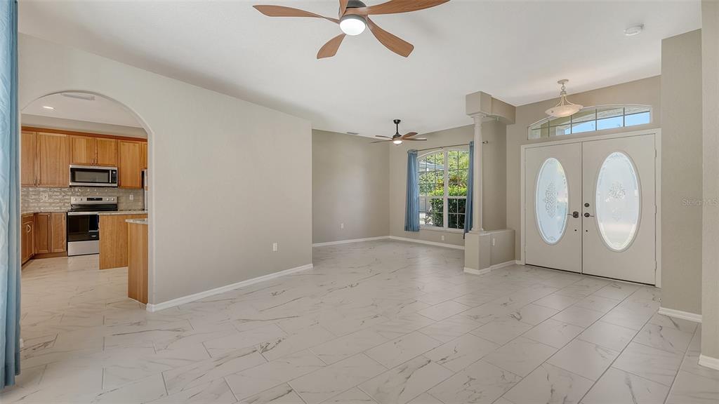 4010 Green Tree Avenue Sarasota, FL 34233 - Photo 8 of 36