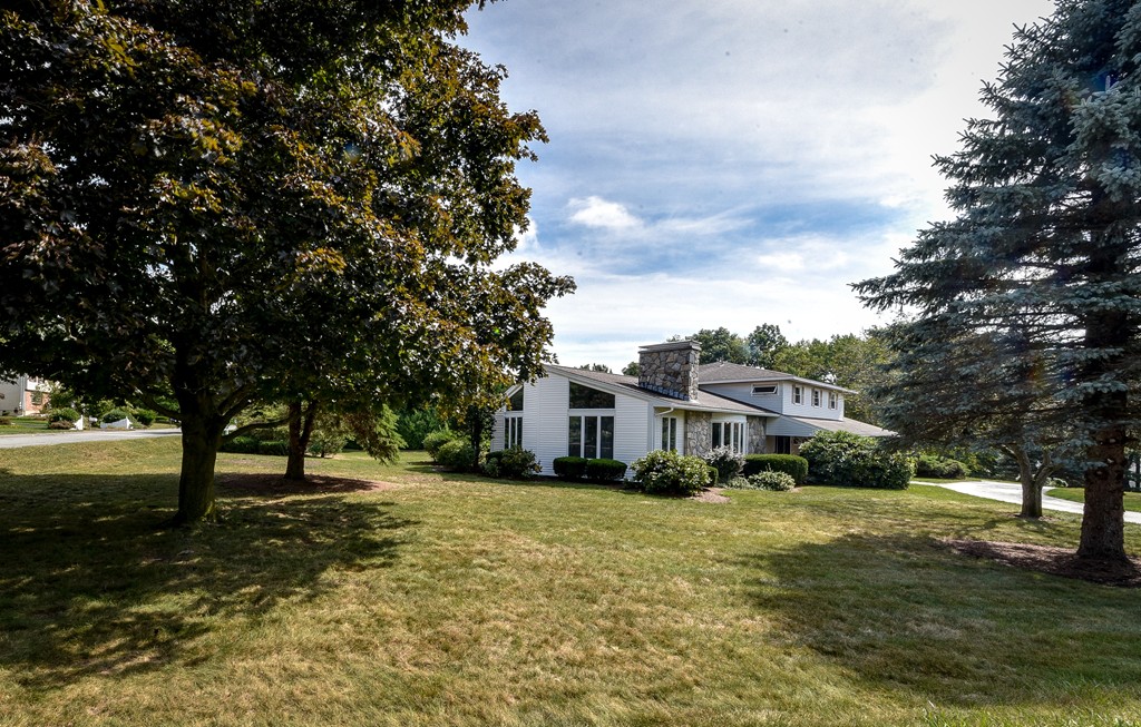 9 Sherburne Road Westborough, MA 01581 - Photo 28 of 29 Gallery Image 28