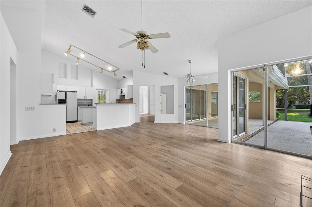 1819 Tree Swallow Way Palm Harbor, FL 34683 - Photo 12 of 39