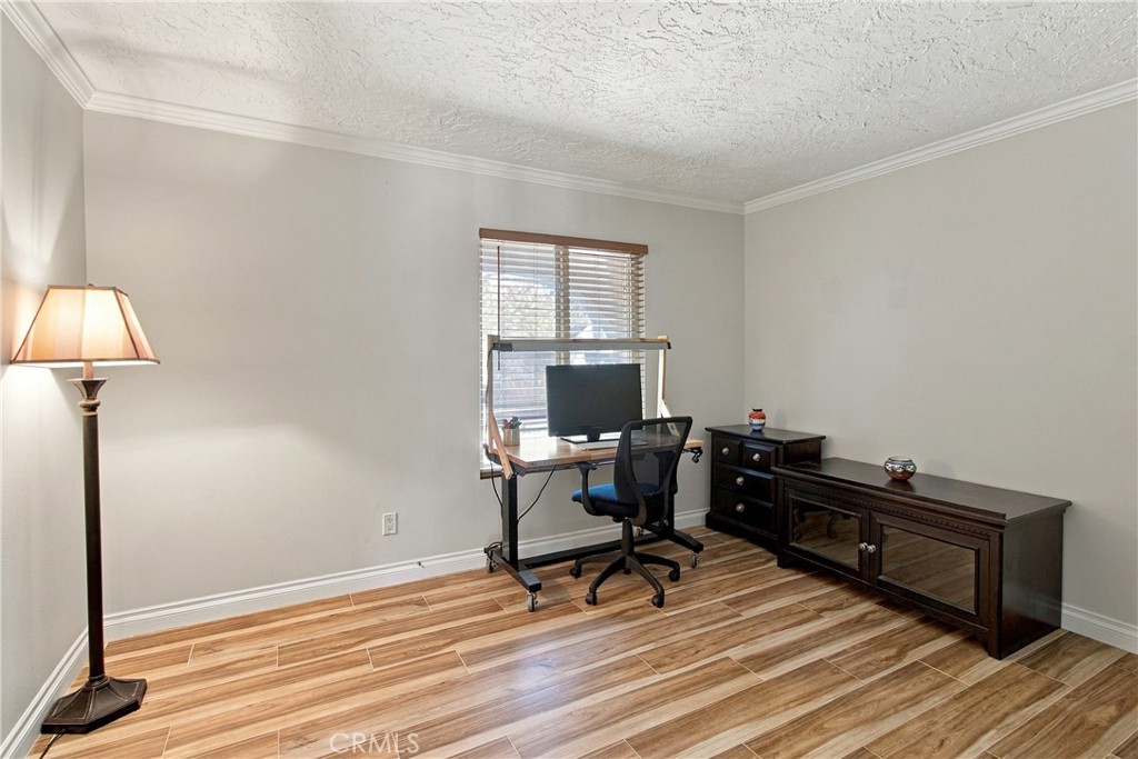 24701 Fourl Road Newhall, CA 91321 - Photo 33 of 42 Gallery Image 33