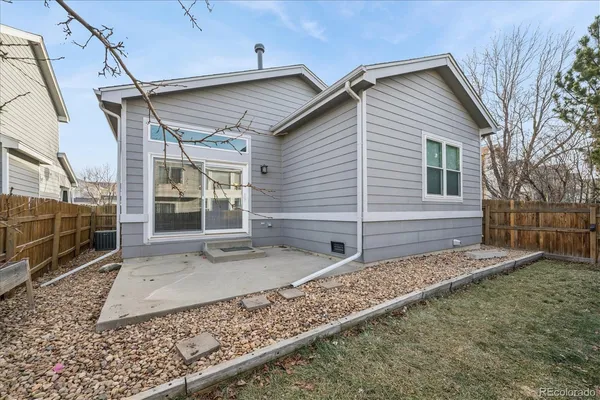 a view of a back yard of the house