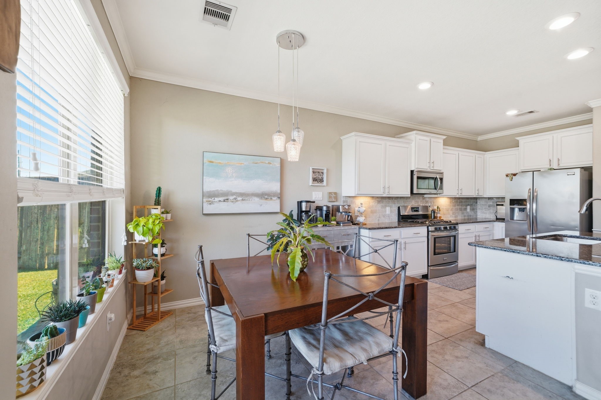 13207 Alcott Forest Lane Rosharon, TX 77583 - Photo 13 of 44 Breakfast area