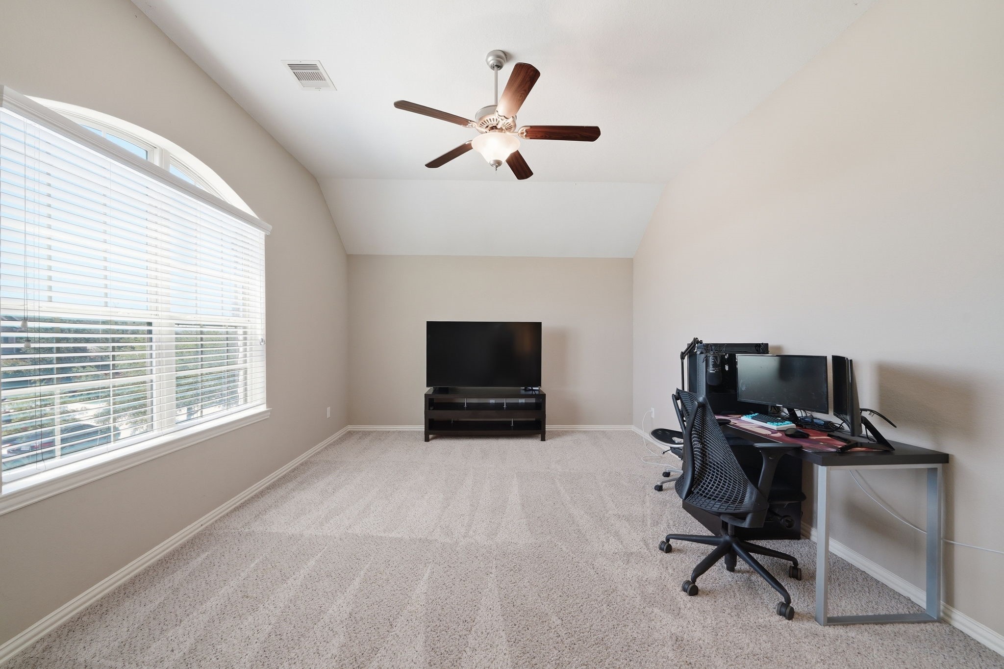 13207 Alcott Forest Lane Rosharon, TX 77583 - Photo 25 of 44 This flex space is huge! Media room, play area, workout space. Whatever your lifestyle, this space is great.