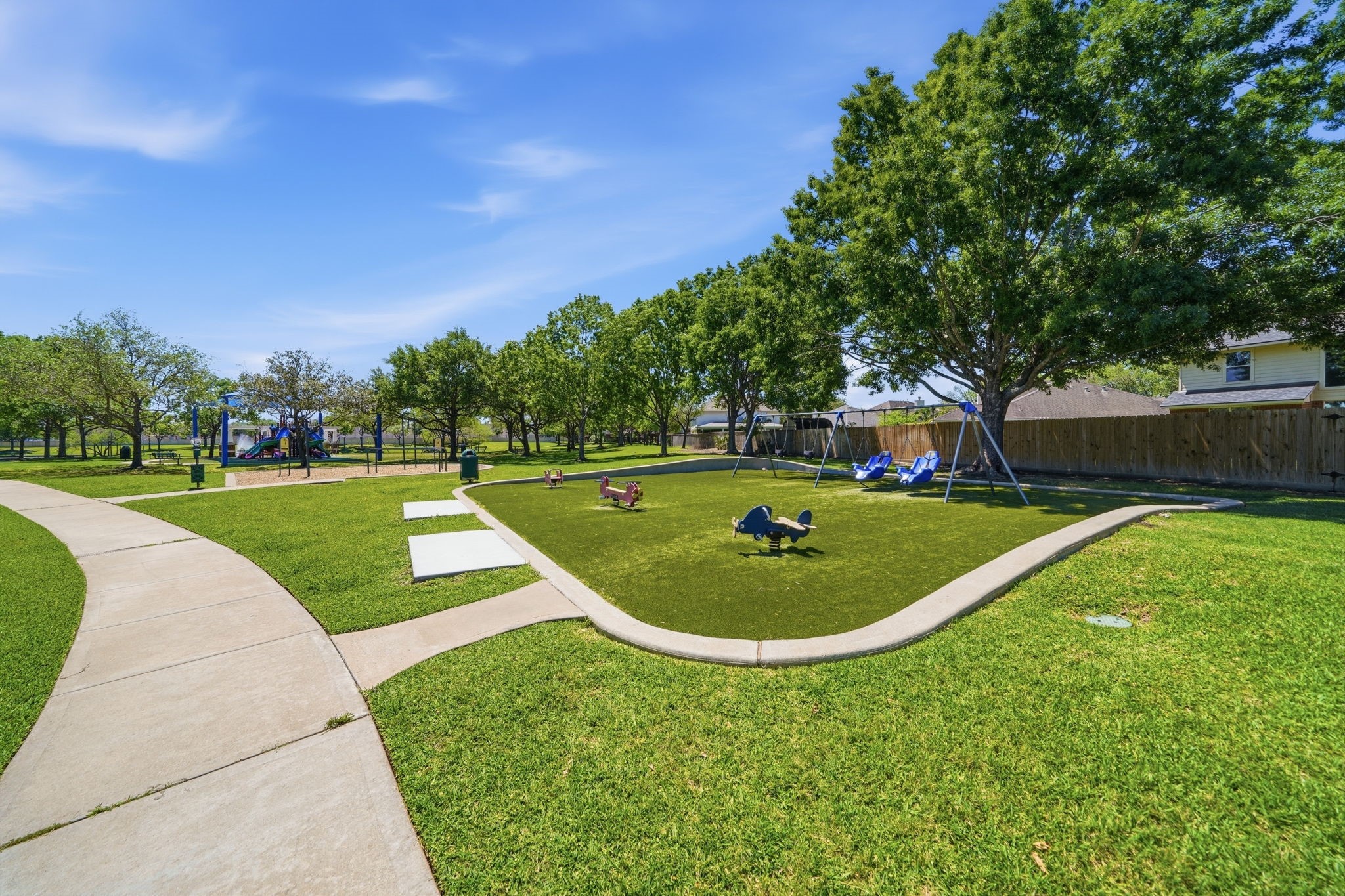 13207 Alcott Forest Lane Rosharon, TX 77583 - Photo 39 of 44 The community also features a play space for your youngest kiddos.