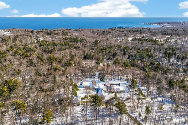 $3,900,000 | 3 Canter Lane, Cape Elizabeth, ME 04107