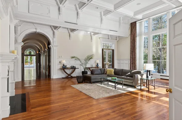 $3,900,000 | 3 Canter Lane, Cape Elizabeth, ME 04107