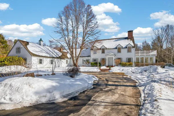 $3,900,000 | 3 Canter Lane, Cape Elizabeth, ME 04107