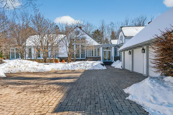 $3,900,000 | 3 Canter Lane, Cape Elizabeth, ME 04107