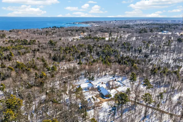 $3,900,000 | 3 Canter Lane, Cape Elizabeth, ME 04107
