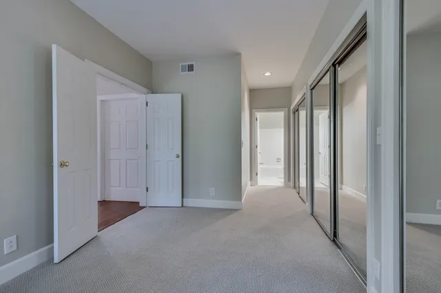 a view of empty room with window