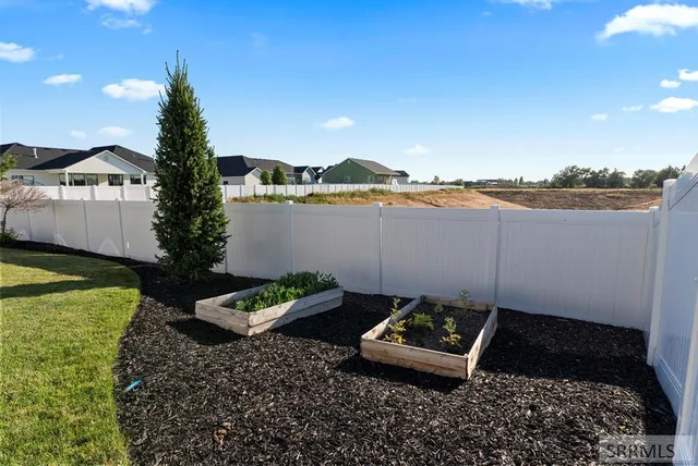 $589,000 | 4736 South Thunder Drive, Ammon, ID 83406