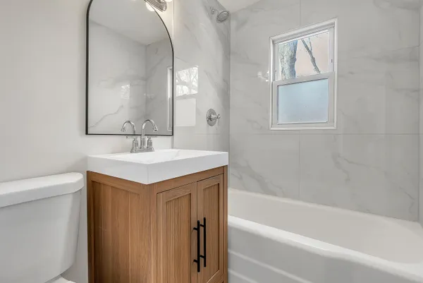 $159,000 | 423 176th Court, Hammond, IN 46324