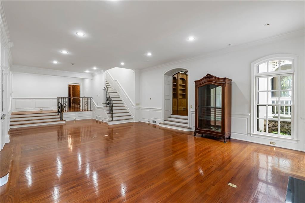 3212 Arden Road Northwest Atlanta, GA 30305 - Photo 10 of 57