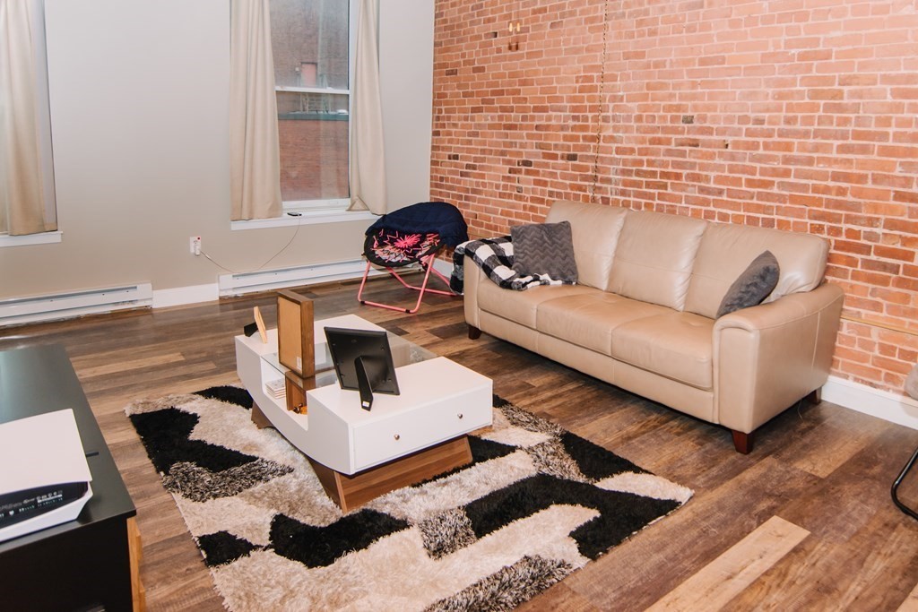 385 Worthington Street, Unit 3H Springfield, MA 01103 - Photo 18 of 26 Gallery Image 18
