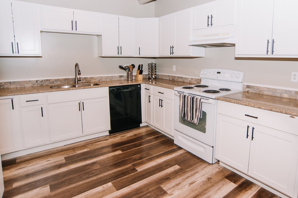 385 Worthington Street, Unit 3H Springfield, MA 01103 - Photo 7 of 26 Gallery Image 7
